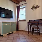Апартаменты Wine & Vinales Копер