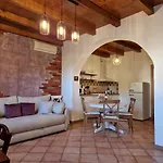 Апартаменты Wine & Vinales Копер