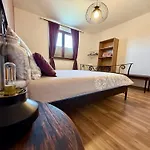 Apartment Wine & Vinales Koper