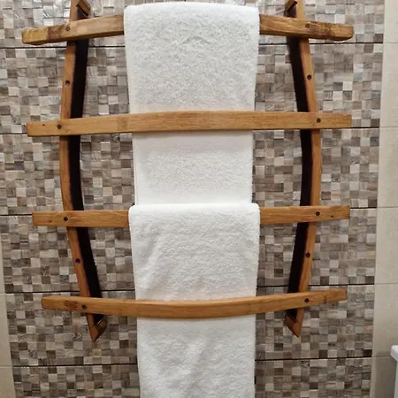 Wine & Vinales Koper