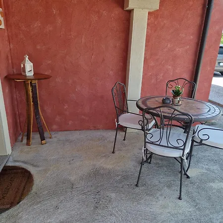 Apartment Wine & Vinales Koper